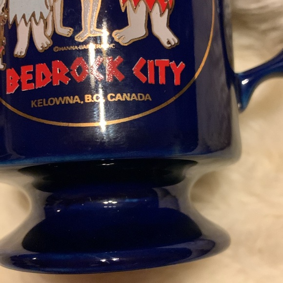 Flinstones Bedrock city vintage mug 8oz 1 cup - Picture 2 of 11